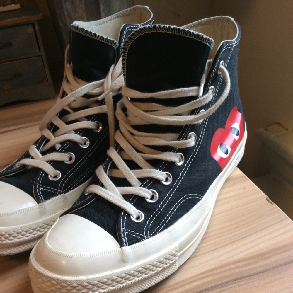 Play sneakers